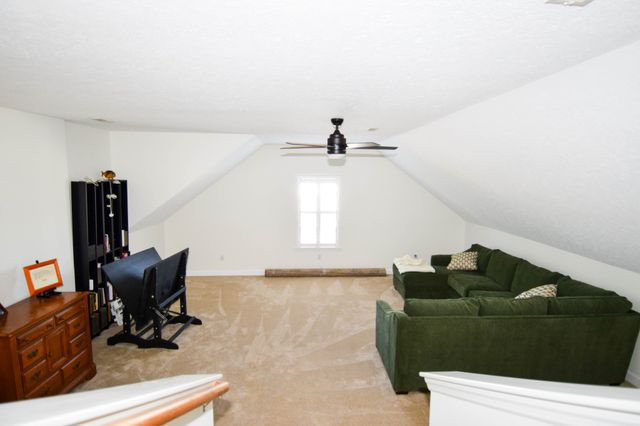 185 Stanley Dr, Gallatin, TN 37066