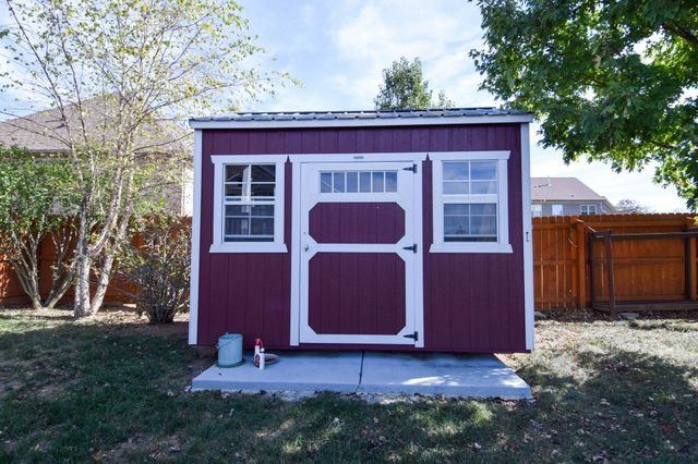 185 Stanley Dr, Gallatin, TN 37066