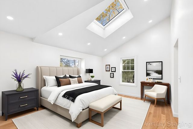 232 Lake Dr, Hamilton, MA 01982