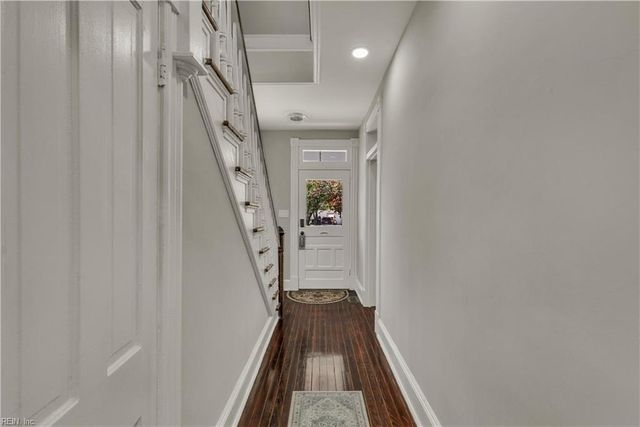 116 Linden AVE, Hampton, VA 23669