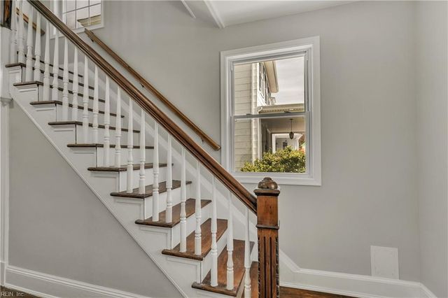 116 Linden AVE, Hampton, VA 23669