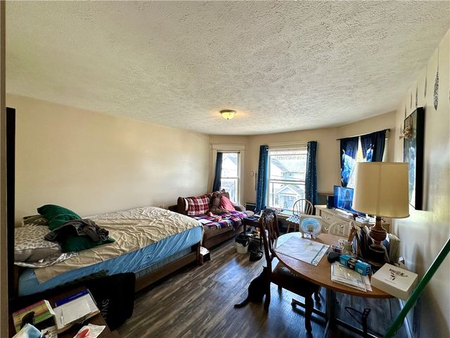 602 Court St, New Castle, PA 16101
