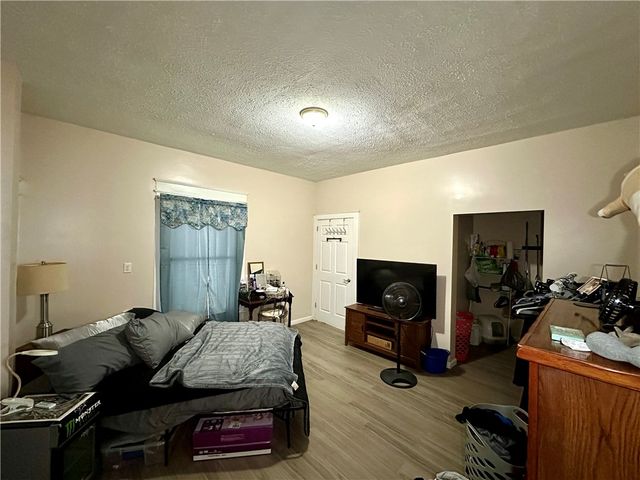 602 Court St, New Castle, PA 16101
