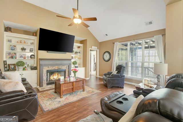 310 Rock Hill Dr, Fayetteville, GA 30215