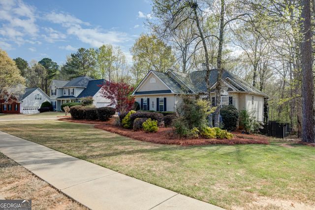 310 Rock Hill Dr, Fayetteville, GA 30215