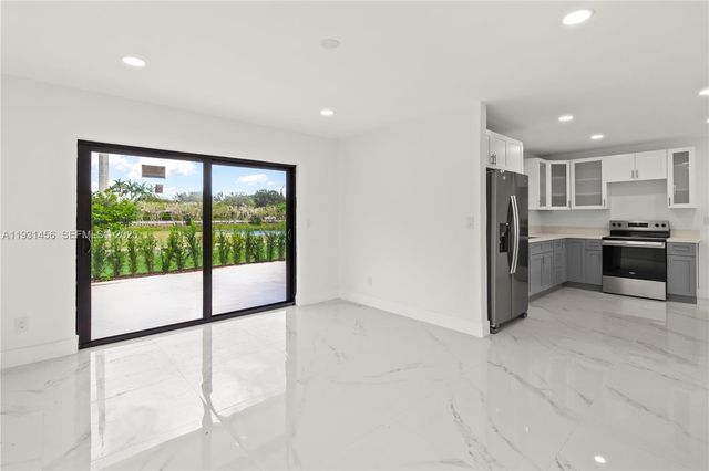 8631 NW 24th Court, Pembroke Pines, FL 33024