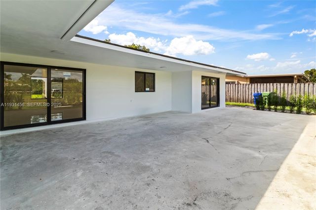 8631 NW 24th Court, Pembroke Pines, FL 33024