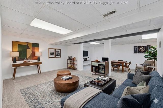 6565 Roosevelt Avenue, Charleston, WV 25304