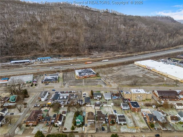 6565 Roosevelt Avenue, Charleston, WV 25304