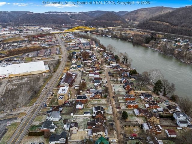 6565 Roosevelt Avenue, Charleston, WV 25304