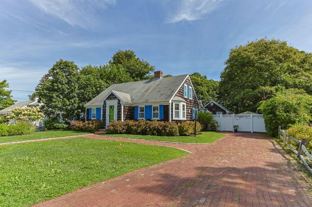 93 Grey Neck Road, West Harwich, MA 02671