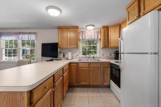 93 Grey Neck Road, West Harwich, MA 02671