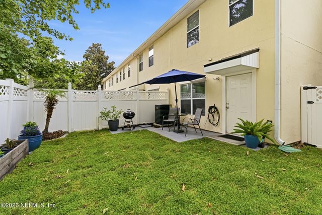 325 SOUTHERN BRANCH Lane, St. Johns, FL 32259
