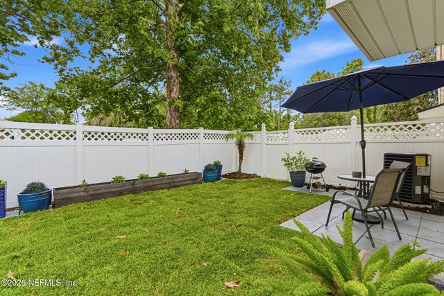 325 SOUTHERN BRANCH Lane, St. Johns, FL 32259