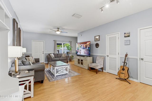325 SOUTHERN BRANCH Lane, St. Johns, FL 32259