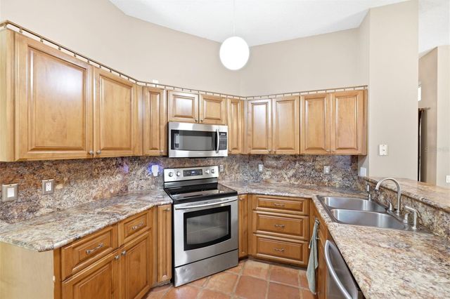 12515 CANTON AVENUE, Hudson, FL 34669