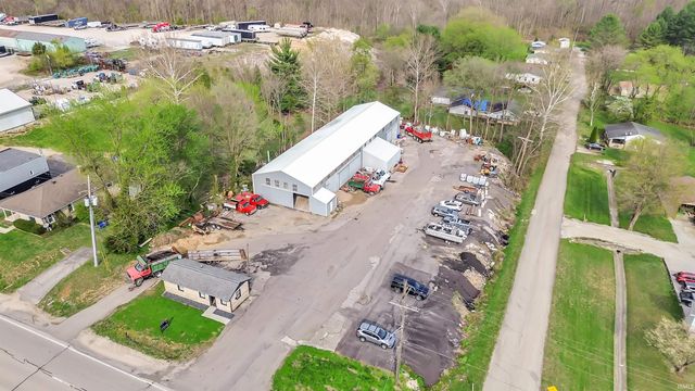 3160 Mitchell Road, Bedford, IN 47421