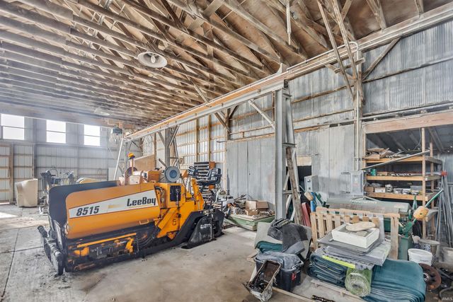 3160 Mitchell Road, Bedford, IN 47421