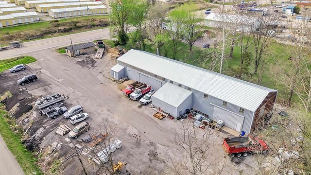 3160 Mitchell Road, Bedford, IN 47421