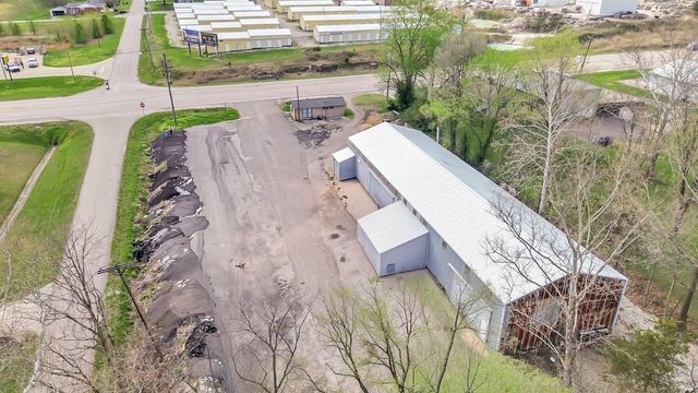 3160 Mitchell Road, Bedford, IN 47421