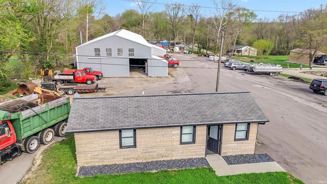 3160 Mitchell Road, Bedford, IN 47421