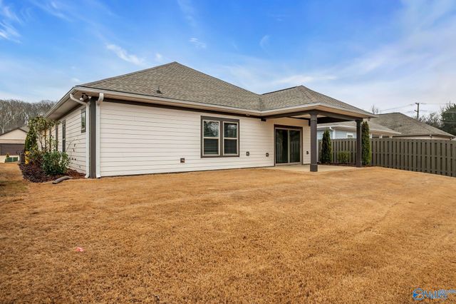 11051 Wayland Ridge Drive, Madison, AL 35756