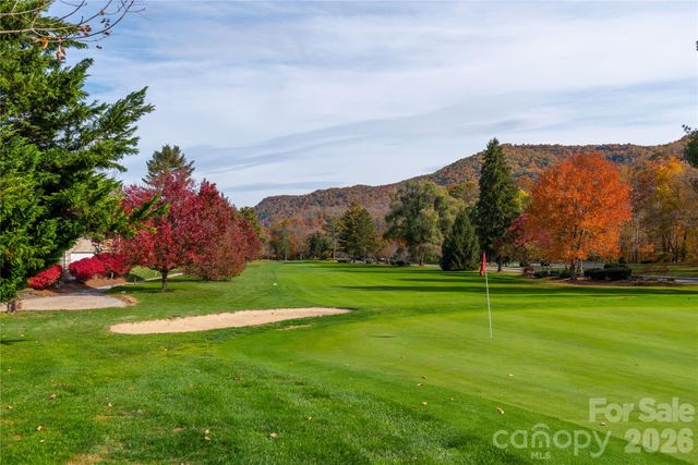 600 Sophie Road, Maggie Valley, NC 28751