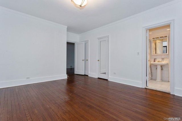 141 Wyckoff Place 4A, Woodmere, NY 11598