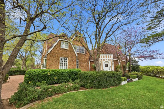 8620 S 1185 E, Sandy, UT 84094