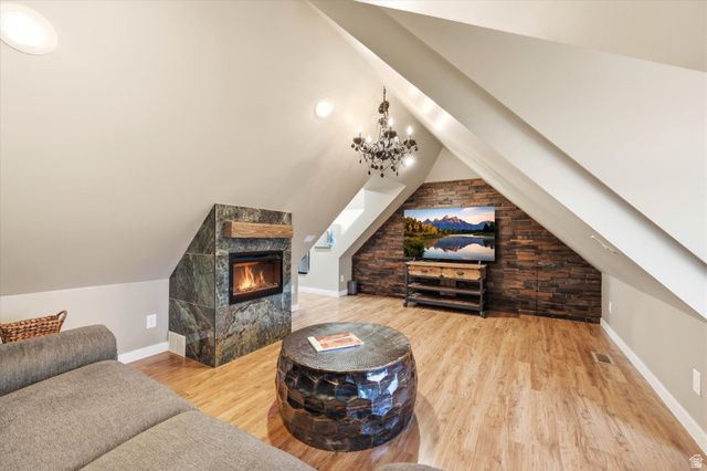 8620 S 1185 E, Sandy, UT 84094