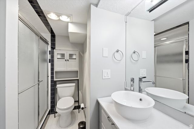 8620 S 1185 E, Sandy, UT 84094