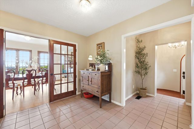 8620 S 1185 E, Sandy, UT 84094