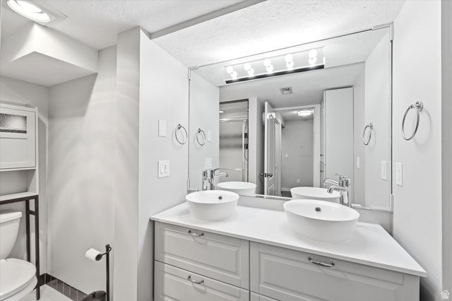 8620 S 1185 E, Sandy, UT 84094