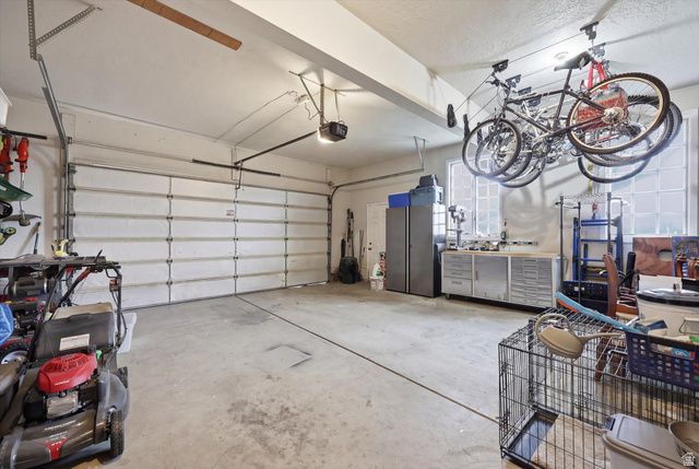 8620 S 1185 E, Sandy, UT 84094