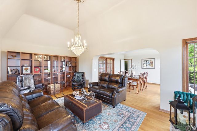 8620 S 1185 E, Sandy, UT 84094