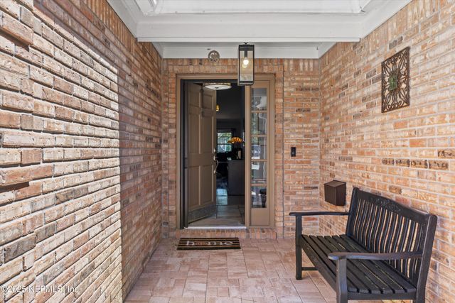 1838 CARDINAL Court, Jacksonville Beach, FL 32250