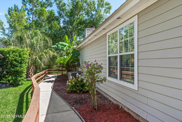 1838 CARDINAL Court, Jacksonville Beach, FL 32250