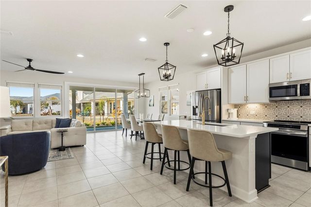 17 LOS LAGOS BOULEVARD, Palm Coast, FL 32137