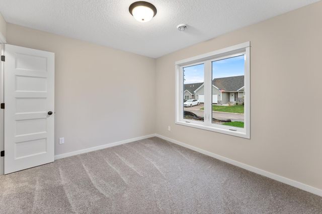 6254 209th Street N, Forest Lake, MN 55025