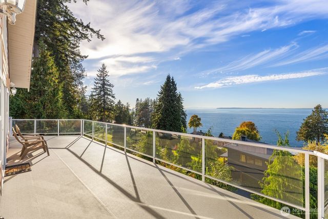 5913 Normar Place, Blaine, WA 98230