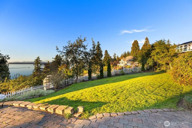 5913 Normar Place, Blaine, WA 98230