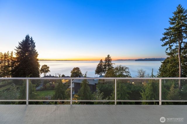 5913 Normar Place, Blaine, WA 98230