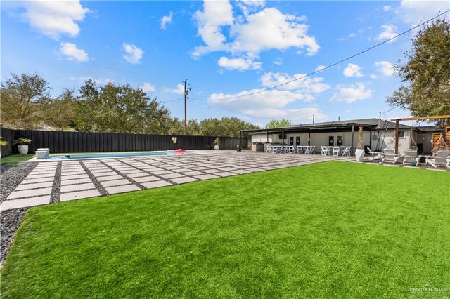 21982 N Sunflower N Road, Edinburg, TX 78542