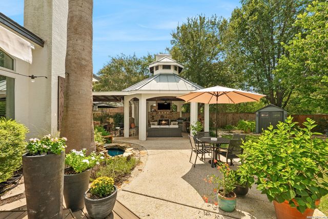 37 INWOOD HEIGHTS DR N, San Antonio, TX 78248