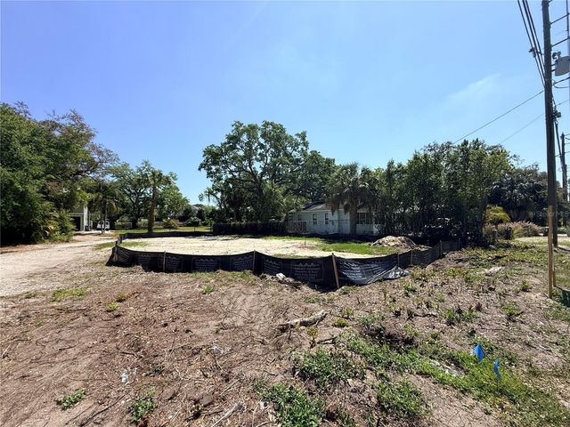 290 ORANGE STREET, Palm Harbor, FL 34683