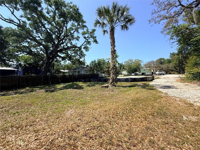 290 ORANGE STREET, Palm Harbor, FL 34683