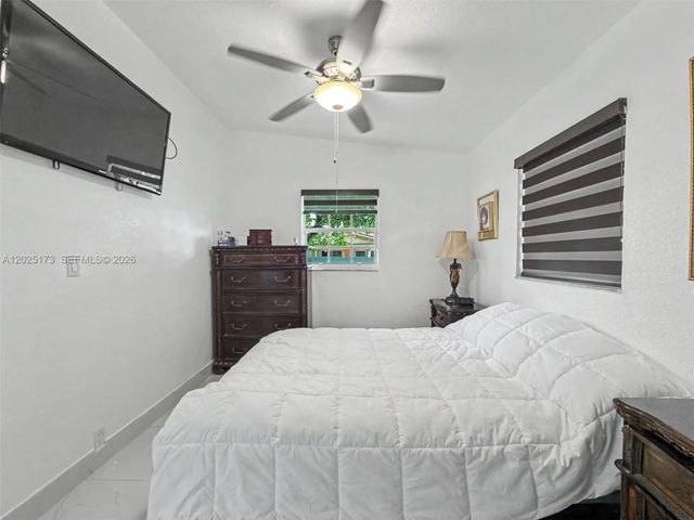 1901 NW 153rd St, Miami Gardens, FL 33054
