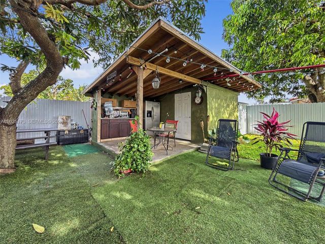 1901 NW 153rd St, Miami Gardens, FL 33054