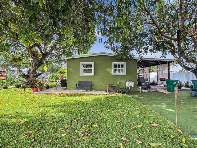 1901 NW 153rd St, Miami Gardens, FL 33054