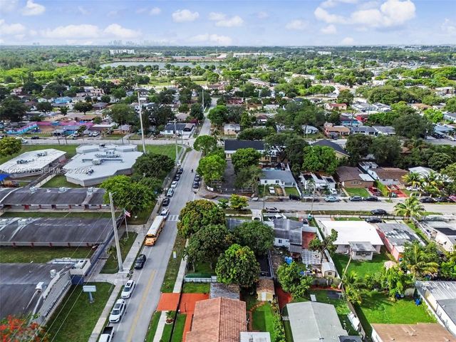 1901 NW 153rd St, Miami Gardens, FL 33054